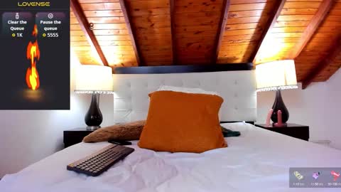 Sebastian Berne online show from October 5, 2025, 7:34 pm