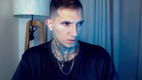 Sebastian online show from November 15, 2025, 1:18 pm