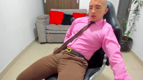 Snapshot of sebastian_oconnor77 chatting on January 21, 2025, 3:10 pm juan sebastian online show from January 21, 2025, 3:10 pm