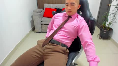 Snapshot of sebastian_oconnor77 chatting on January 25, 2025, 3:41 pm juan sebastian online show from January 25, 2025, 3:41 pm