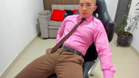 Snapshot of sebastian_oconnor77 chatting on January 25, 2025, 6:46 pm juan sebastian online show from January 25, 2025, 6:46 pm