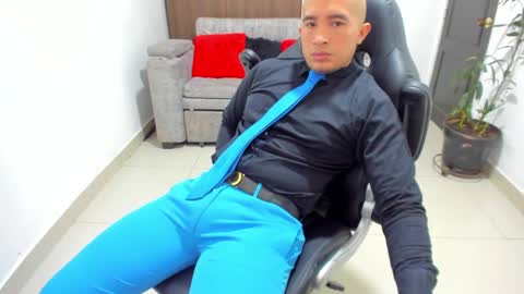 Snapshot of sebastian_oconnor77 chatting on January 28, 2025, 3:14 pm juan sebastian online show from January 28, 2025, 3:14 pm