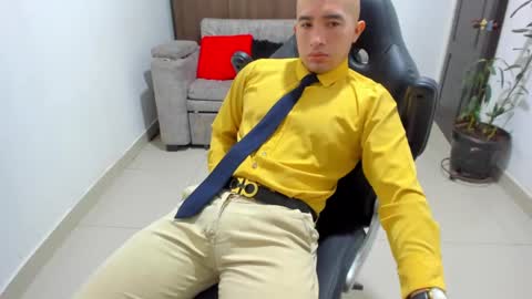 Snapshot of sebastian_oconnor77 chatting on January 29, 2025, 12:13 pm juan sebastian online show from January 29, 2025, 12:13 pm