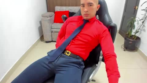 Snapshot of sebastian_oconnor77 chatting on January 30, 2025, 3:08 pm juan sebastian online show from January 30, 2025, 3:08 pm