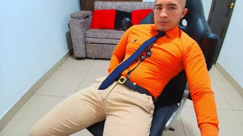 Snapshot of sebastian_oconnor77 chatting on February 10, 2025, 6:24 pm juan sebastian online show from February 10, 2025, 6:24 pm