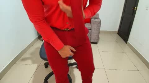 Snapshot of sebastian_oconnor77 chatting on February 14, 2025, 6:19 pm juan sebastian online show from February 14, 2025, 6:19 pm