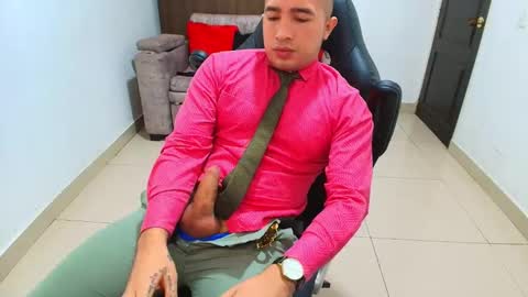 Snapshot of sebastian_oconnor77 chatting on February 16, 2025, 3:38 pm juan sebastian online show from February 16, 2025, 3:38 pm