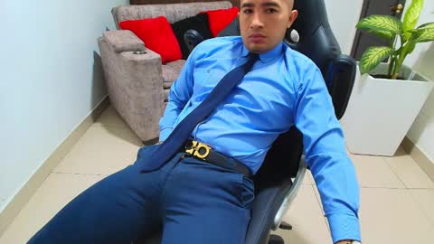 Snapshot of sebastian_oconnor77 chatting on March 1, 2025, 12:12 pm juan sebastian online show from March 1, 2025, 12:12 pm