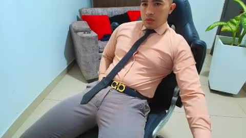 Snapshot of sebastian_oconnor77 chatting on March 4, 2025, 12:12 pm juan sebastian online show from March 4, 2025, 12:12 pm