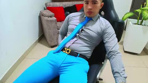 Snapshot of sebastian_oconnor77 chatting on March 7, 2025, 12:34 pm juan sebastian online show from March 7, 2025, 12:34 pm