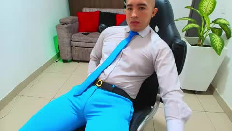 Snapshot of sebastian_oconnor77 chatting on March 12, 2025, 3:07 pm juan sebastian online show from March 12, 2025, 3:07 pm