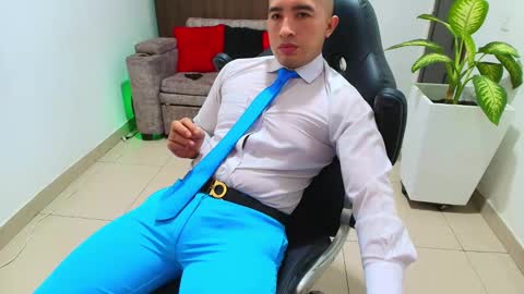 Snapshot of sebastian_oconnor77 chatting on March 12, 2025, 6:11 pm juan sebastian online show from March 12, 2025, 6:11 pm