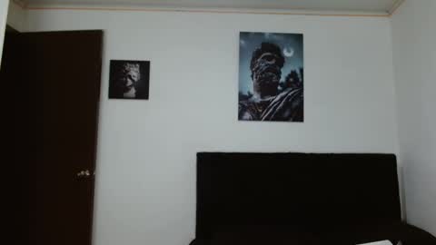 Sebastiano online show from December 11, 2024, 2:52 am