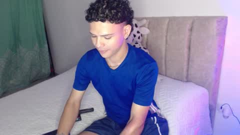 JUSTIN online show from November 27, 2025, 3:30 am