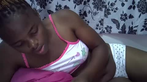 cruce online show from November 10, 2025, 7:24 pm