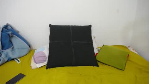 Cherry online show from November 20, 2025, 4:01 am