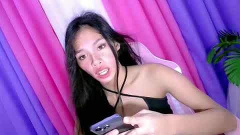 Snapshot of seducive_allea chatting on October 28, 2025, 1:20 am seducive_allea online show from October 28, 2025, 1:20 am