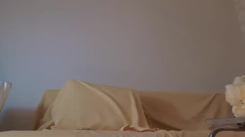 Snapshot of seductive_flower chatting on October 23, 2025, 9:19 am Mali online show from October 23, 2025, 9:19 am