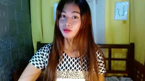 Snapshot of seductive_monicaxxx chatting on October 22, 2025, 1:17 am NIK online show from October 22, 2025, 1:17 am