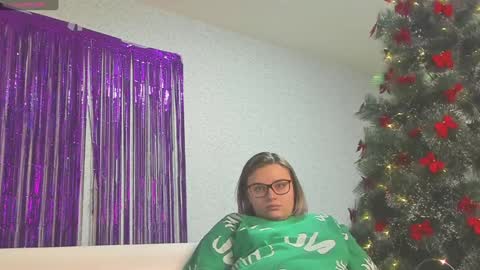 Snapshot of seductive_she_wolf chatting on December 29, 2024, 12:23 pm seductive_she_wolf online show from December 29, 2024, 12:23 pm