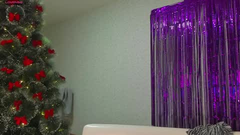 Snapshot of seductive_she_wolf chatting on December 30, 2024, 3:02 pm seductive_she_wolf online show from December 30, 2024, 3:02 pm