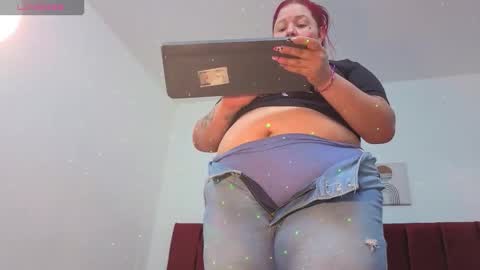 Snapshot of selena_castillo chatting on October 5, 2025, 12:47 pm Selena online show from October 5, 2025, 12:47 pm