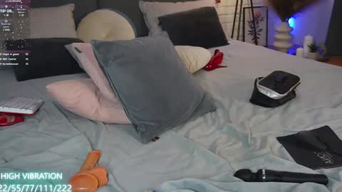 Snapshot of selena_lily chatting on March 10, 2025, 5:33 am Selena Lily online show from March 10, 2025, 5:33 am