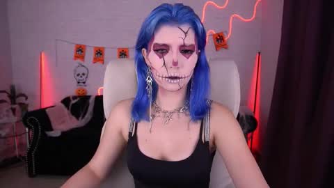 selenairis online show from October 30, 2025, 9:37 pm