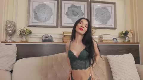 Snapshot of selenajoy_ chatting on October 14, 2025, 6:14 am selenajoy_ online show from October 14, 2025, 6:14 am