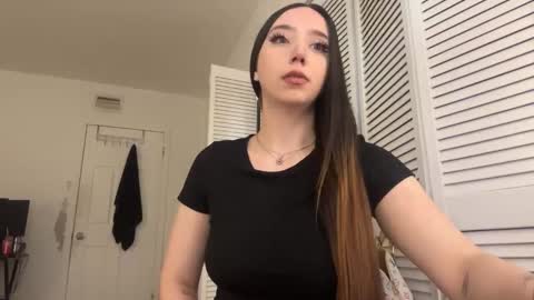 Snapshot of selenapowe chatting on March 1, 2025, 8:53 pm Selena Powe online show from March 1, 2025, 8:53 pm