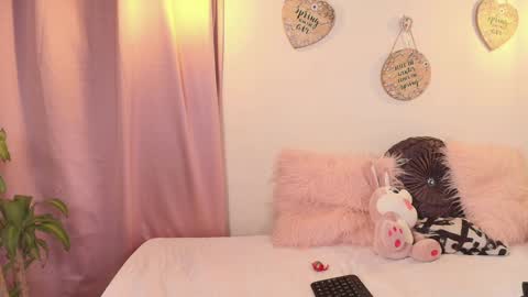 SelenaRossi online show from January 19, 2025, 4:25 pm