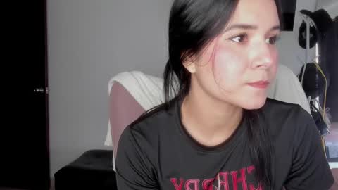 Snapshot of selene_king22 chatting on October 7, 2025, 1:19 pm Alejandra  online show from October 7, 2025, 1:19 pm