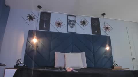 Selene online show from January 5, 2025, 8:42 pm