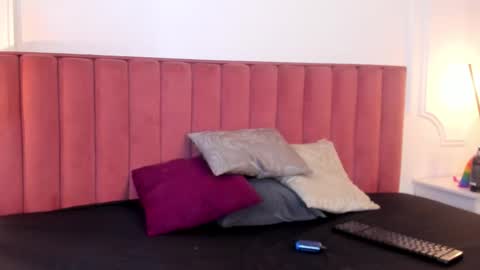 Snapshot of selina_k1le chatting on October 22, 2025, 8:30 pm Seline online show from October 22, 2025, 8:30 pm