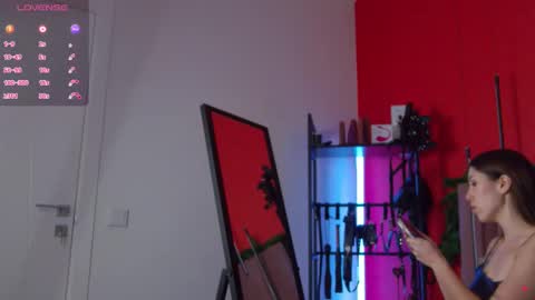 Snapshot of sellashine chatting on November 28, 2025, 1:41 am Nicole online show from November 28, 2025, 1:41 am