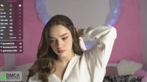 Snapshot of seltin_sweety chatting on November 29, 2025, 4:43 pm Seltin Nude only on OF online show from November 29, 2025, 4:43 pm