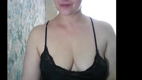 Snapshot of send_me chatting on March 2, 2025, 9:31 am send me online show from March 2, 2025, 9:31 am