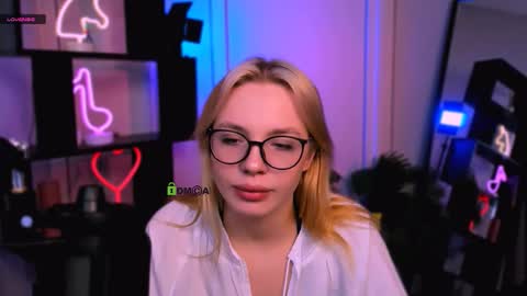 Sendi online show from November 26, 2025, 12:17 pm