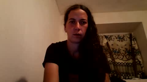 Snapshot of sendiarayl chatting on September 12, 2025, 5:35 pm sendiarayl online show from September 12, 2025, 5:35 pm