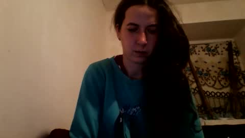 Snapshot of sendiarayl chatting on December 15, 2025, 4:44 pm sendiarayl online show from December 15, 2025, 4:44 pm