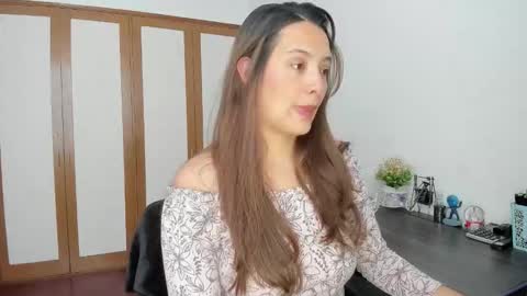 Snapshot of sensual__lady chatting on October 8, 2025, 8:50 pm Samantha -  online show from October 8, 2025, 8:50 pm