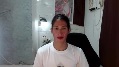 sensual_goergia online show from November 4, 2025, 12:48 pm