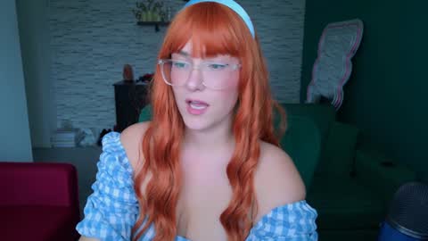 Snapshot of sensual_jassmine chatting on January 17, 2025, 1:46 pm Jasmine online show from January 17, 2025, 1:46 pm