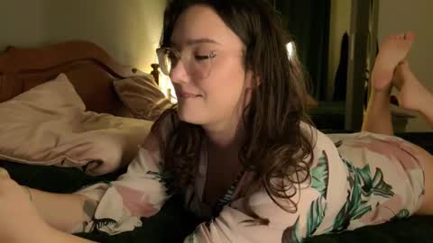 Snapshot of sensual_jassmine chatting on February 14, 2025, 7:54 pm Jasmine online show from February 14, 2025, 7:54 pm