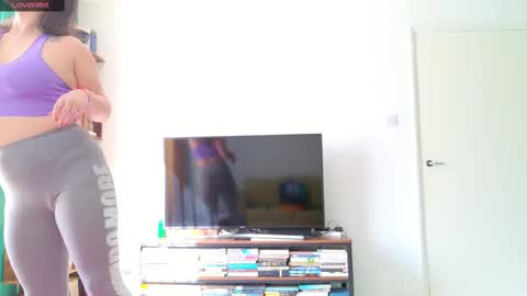 Snapshot of sensual_jassmine chatting on March 8, 2025, 1:47 pm Jasmine online show from March 8, 2025, 1:47 pm