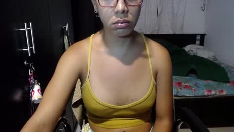 Snapshot of sensual_natalie chatting on January 4, 2025, 12:16 am sensual_natalie online show from January 4, 2025, 12:16 am