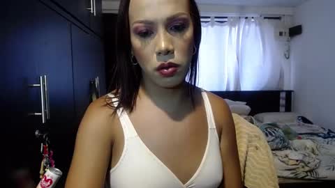 Snapshot of sensual_natalie chatting on January 6, 2025, 6:10 pm sensual_natalie online show from January 6, 2025, 6:10 pm