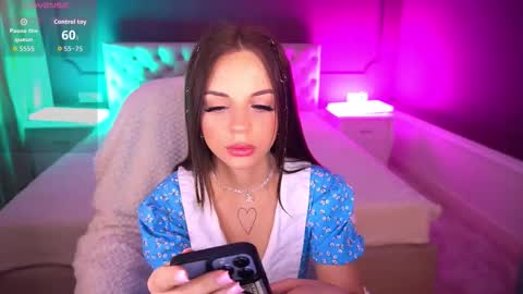 sensualalicee online show from November 26, 2025, 7:31 am