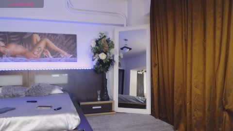 Hallie online show from October 17, 2025, 3:58 pm