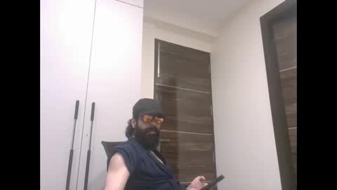 Snapshot of sentientarjun chatting on September 29, 2025, 9:52 pm Sentient Being online show from September 29, 2025, 9:52 pm